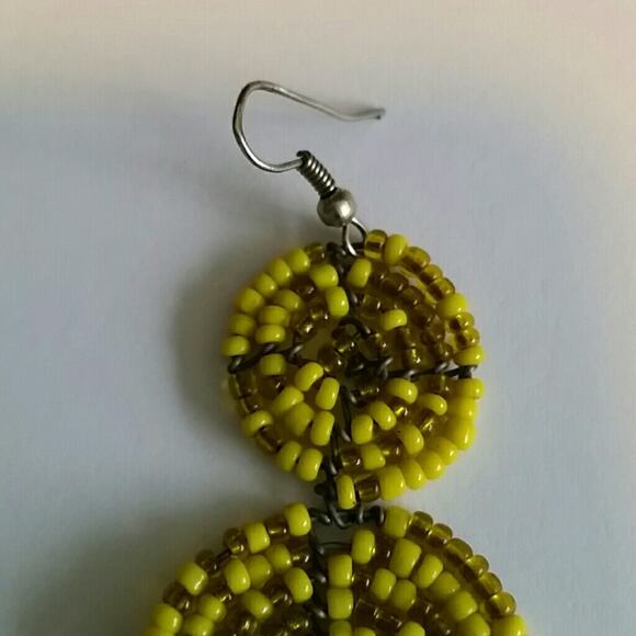 Unique Vintage Yellow Beaded Earrings. 0 - Picture 4 of 6
